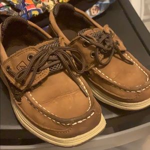 ✅SOLD- Kids Sperry Size 10